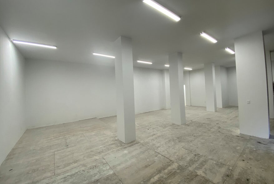 616 Nostrand Ave, Brooklyn, NY for lease - Interior Photo - Image 3 of 4