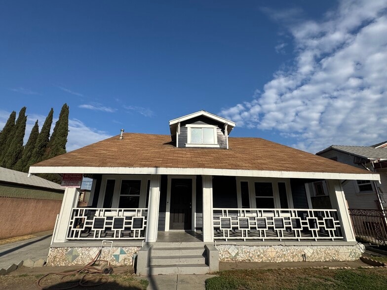 4312 Walton Ave, Los Angeles, CA for sale - Primary Photo - Image 1 of 16