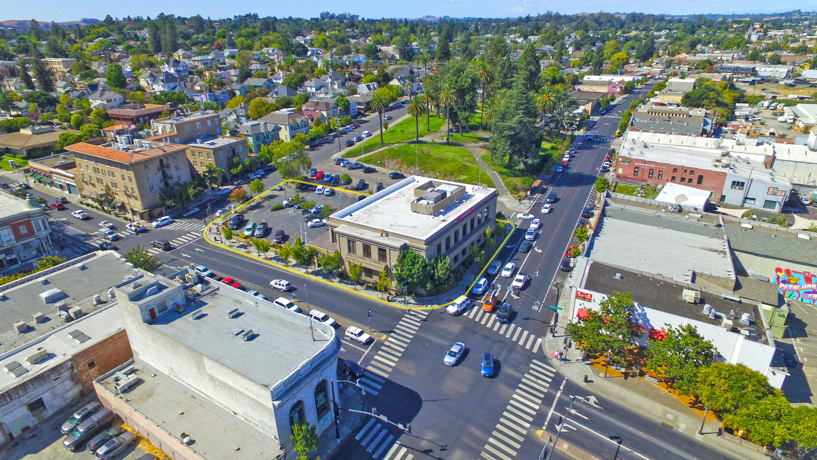 200 Kentucky St, Petaluma, Ca 94952 - Bank Of America Building 