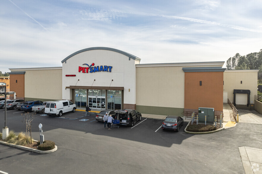 11825-2775 NW Highway 49 & Willow Creek Dr, Auburn, CA for lease - Building Photo - Image 2 of 5