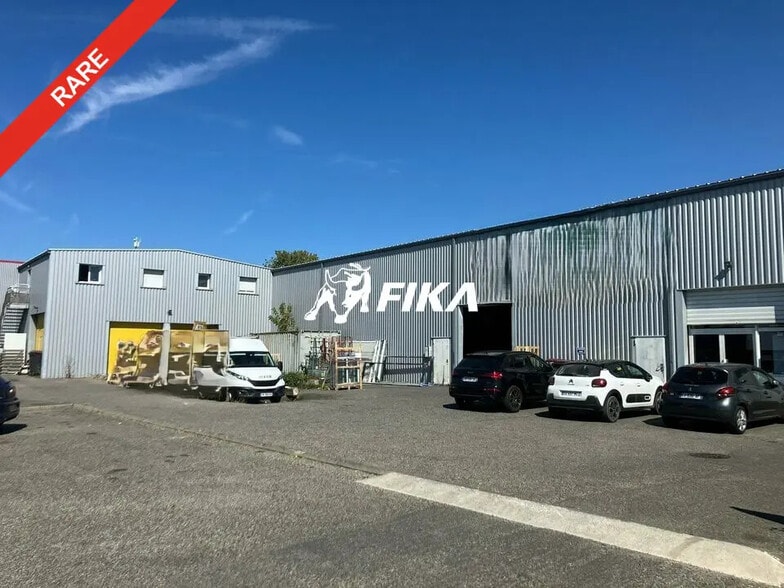 Flex in Cugnaux for sale - Building Photo - Image 2 of 10