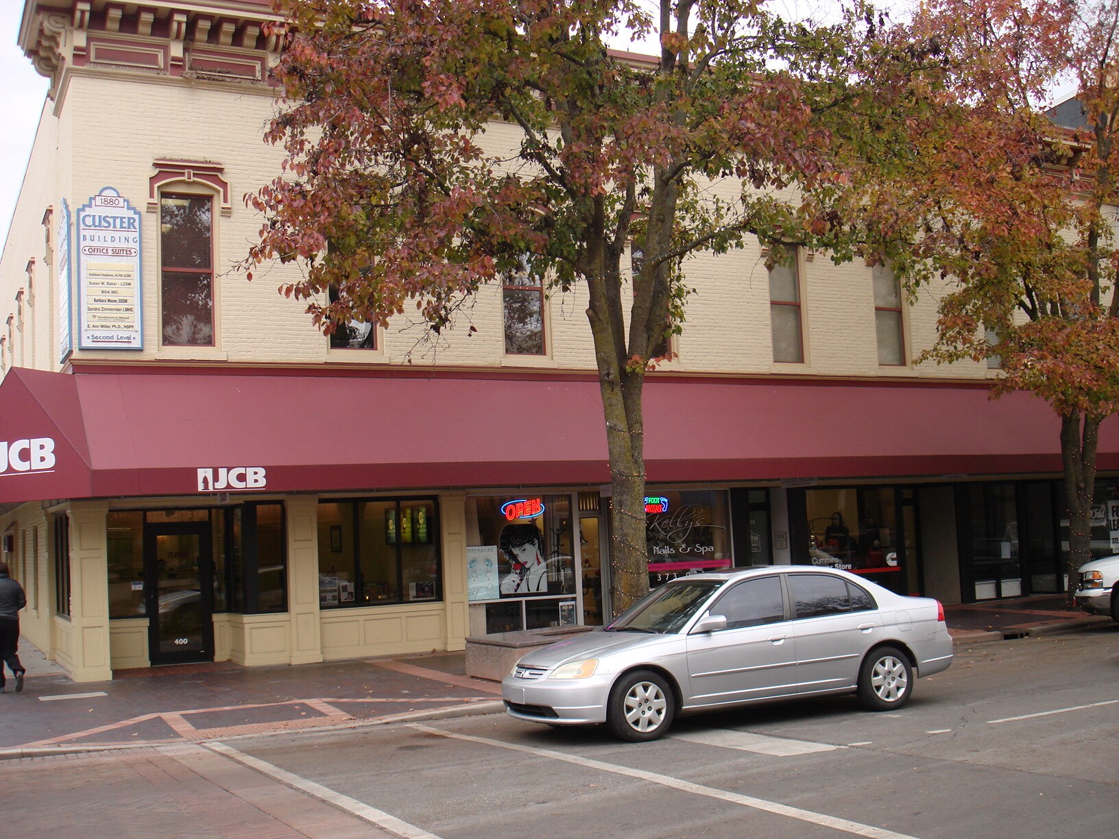 402 Washington St, Columbus, IN for sale Primary Photo- Image 1 of 1