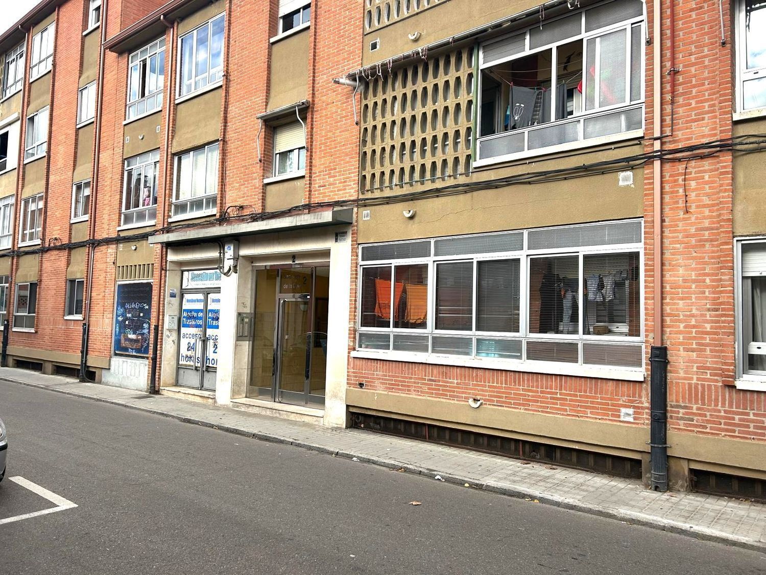 Calle San Juan de la Cruz, 2, Laguna de Duero, Valladolid for sale Building Photo- Image 1 of 32