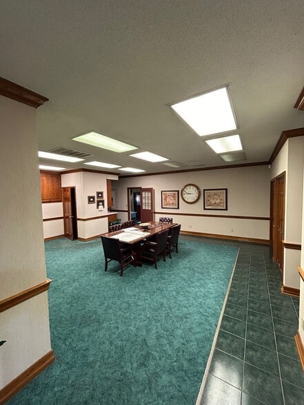 1831 Williams Hwy, Williamstown, WV for sale - Interior Photo - Image 3 of 8