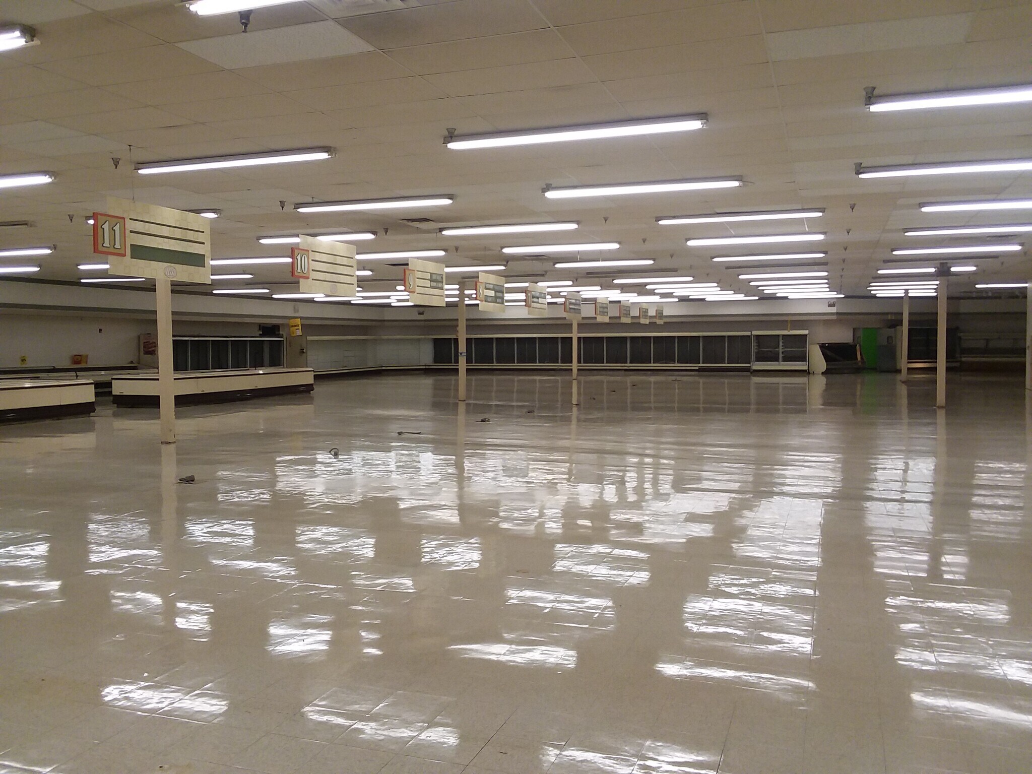 101123 Blossom Centre Blvd, Willard, OH 44890 Office/Retail for