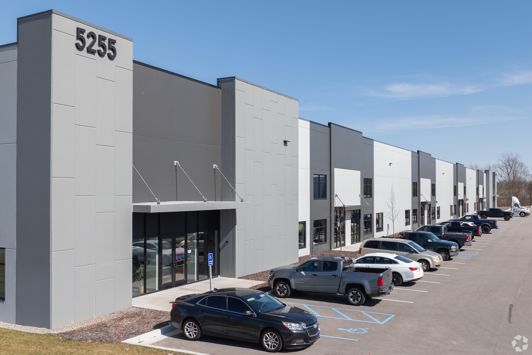 5255 68th St SE, Caledonia, MI for lease Primary Photo- Image 1 of 15