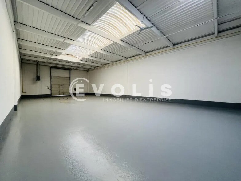 Office in Bonneuil-sur-Marne for lease - Interior Photo - Image 3 of 14