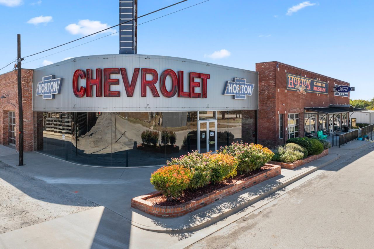 115 W Walnut St, Nocona, TX for sale Primary Photo- Image 1 of 1