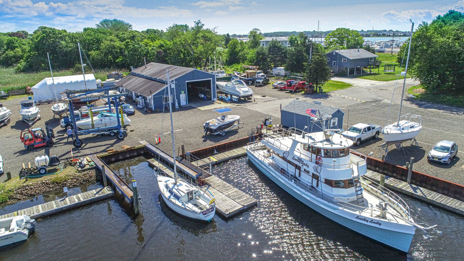 4149 Riverside Dr, Clinton, CT 06413