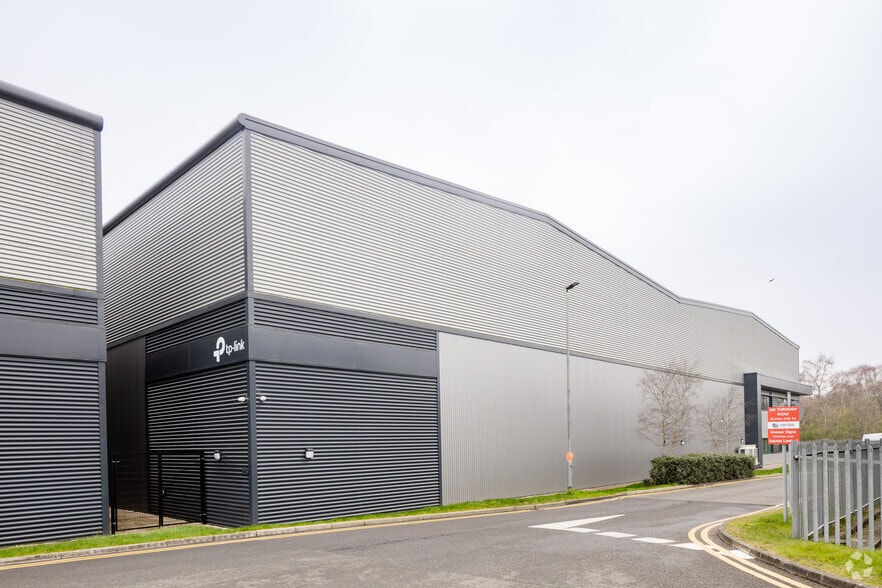 Lindenmuth Way, Thatcham for sale - Primary Photo - Image 1 of 1