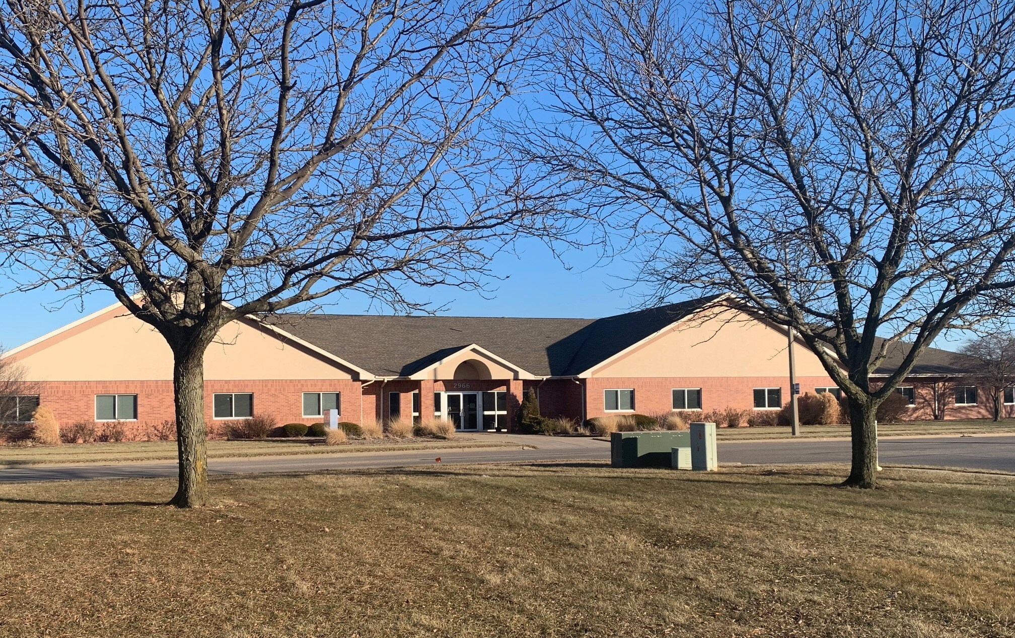 2960-2980 Baker Dr, Springfield, IL for sale Building Photo- Image 1 of 1