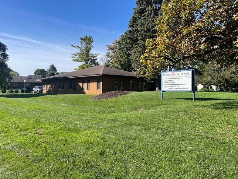 100 Weatheridge Dr, Camillus, NY for sale - Building Photo - Image 1 of 1