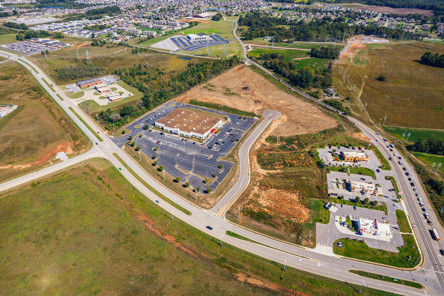 Rossview Road and International Blvd., Clarksville, TN for sale - Building Photo - Image 1 of 1