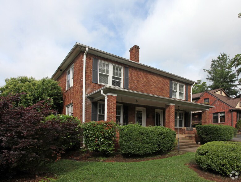 1808-1810 East Blvd, Charlotte, NC for lease - Building Photo - Image 3 of 6