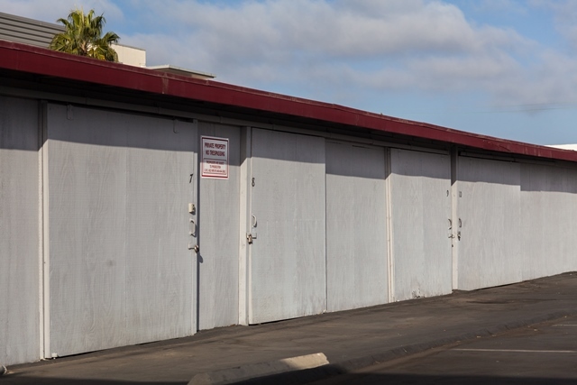 868-882 W 16th St, Newport Beach, CA for lease - Building Photo - Image 2 of 6