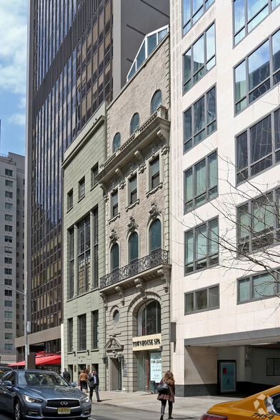 39 W 56th St, New York, NY for sale - Primary Photo - Image 1 of 1