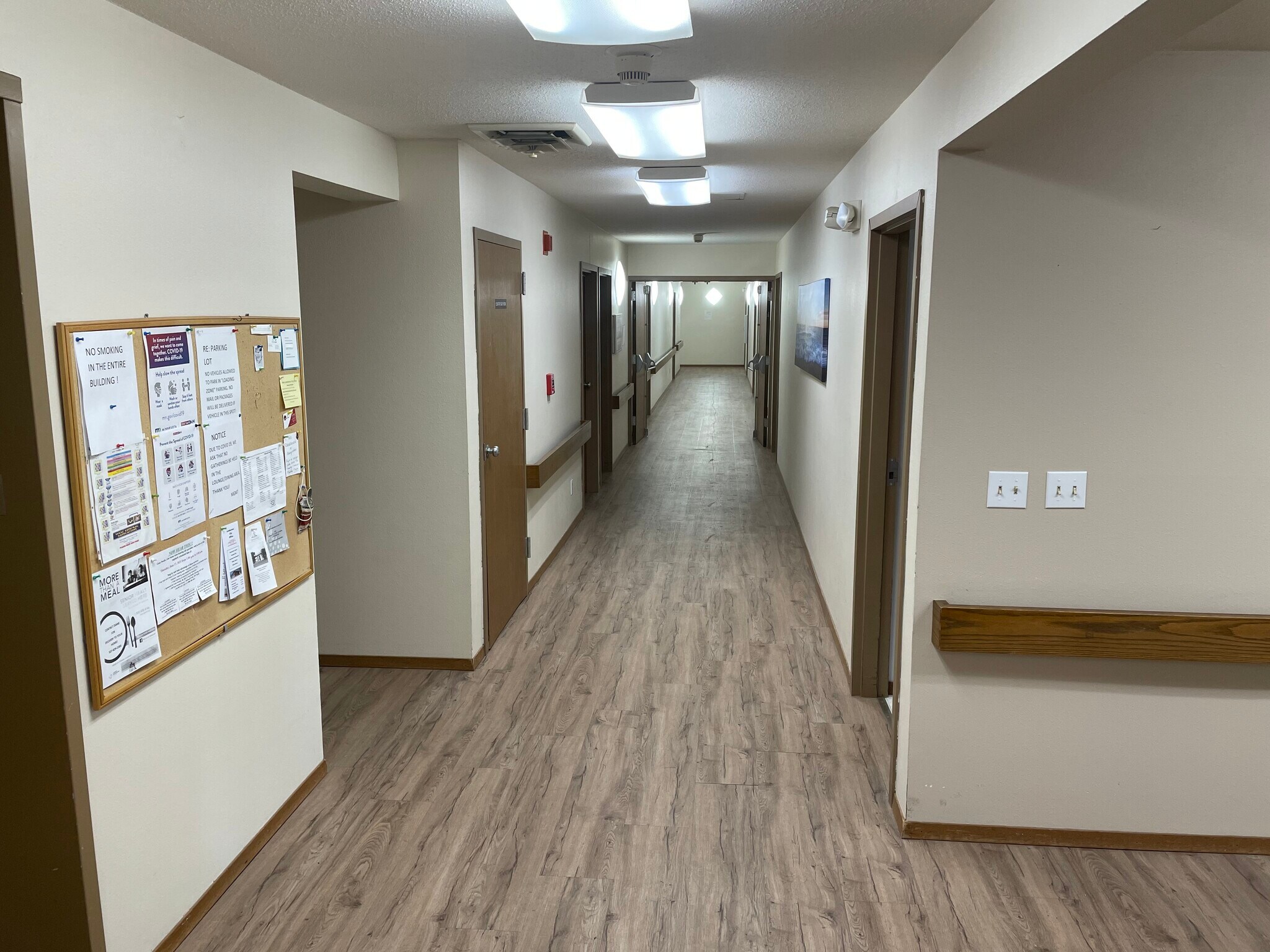 200 10th Ave E, Lamberton, MN 56152 Valley View Apartments