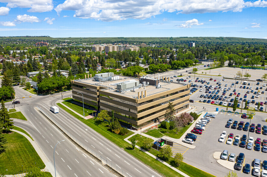 4935 40th Ave, Calgary, AB for lease - Aerial - Image 2 of 8