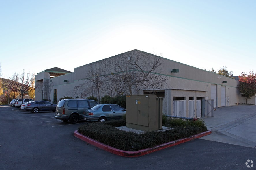 3567 Old Conejo Rd, Newbury Park, CA for lease - Building Photo - Image 3 of 3
