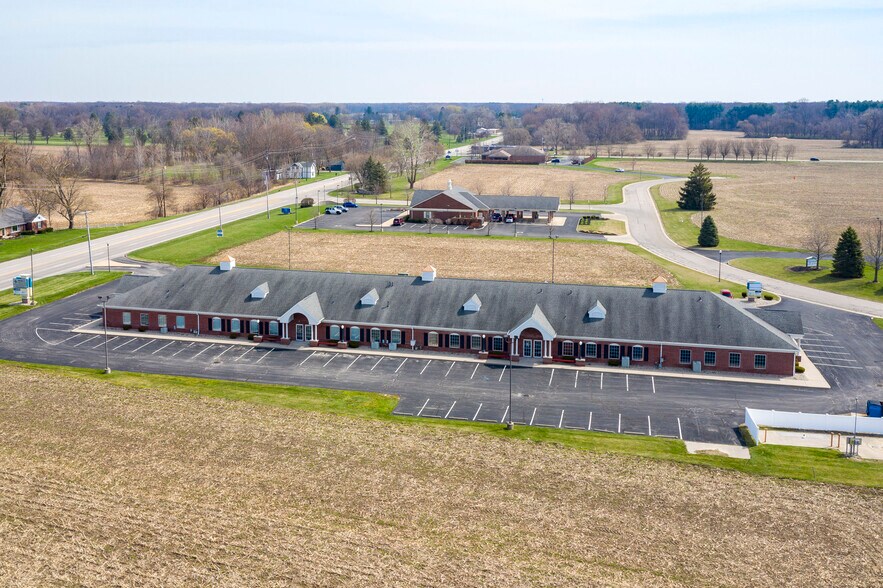 1 Turtle Creek Cir, Swanton, OH for lease - Building Photo - Image 3 of 11