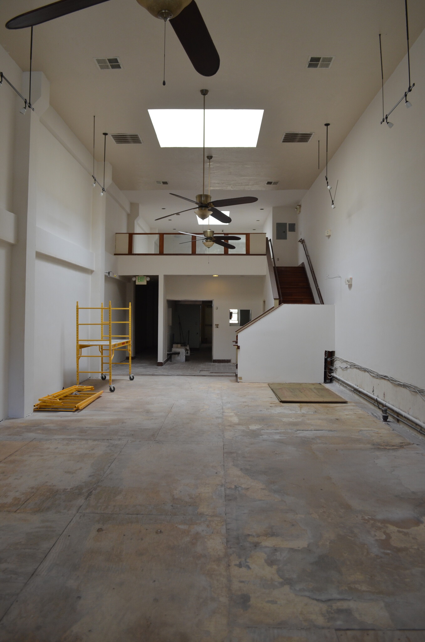 326-338 University Ave, Palo Alto, CA for lease Interior Photo- Image 1 of 5