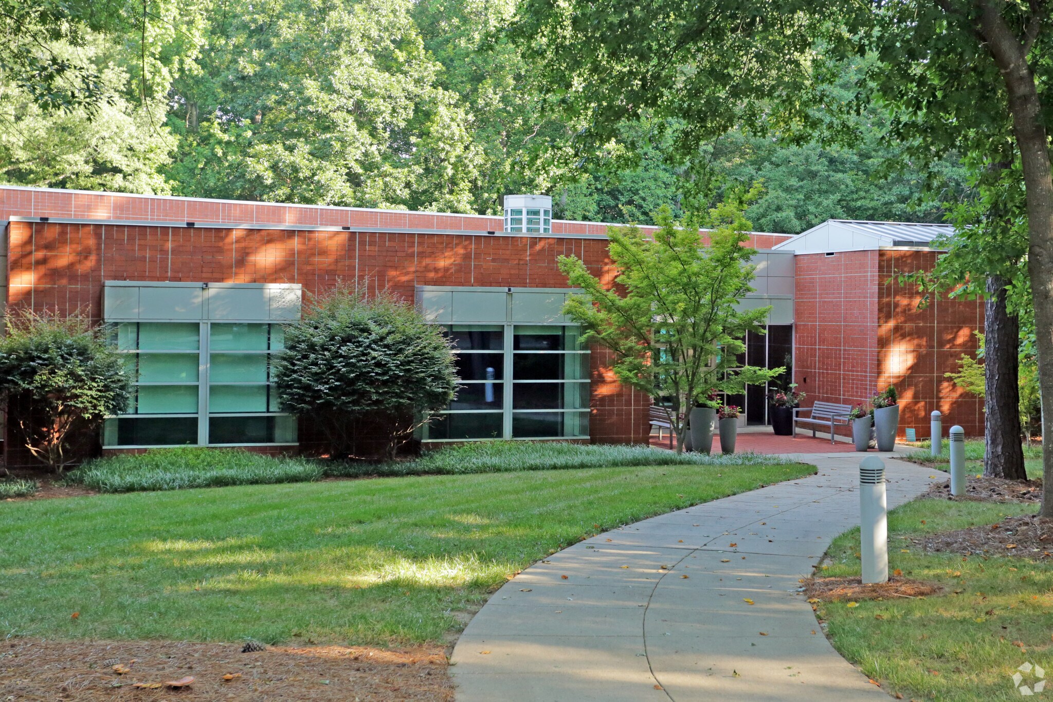 2400 Weston Pky, Cary, NC 27513