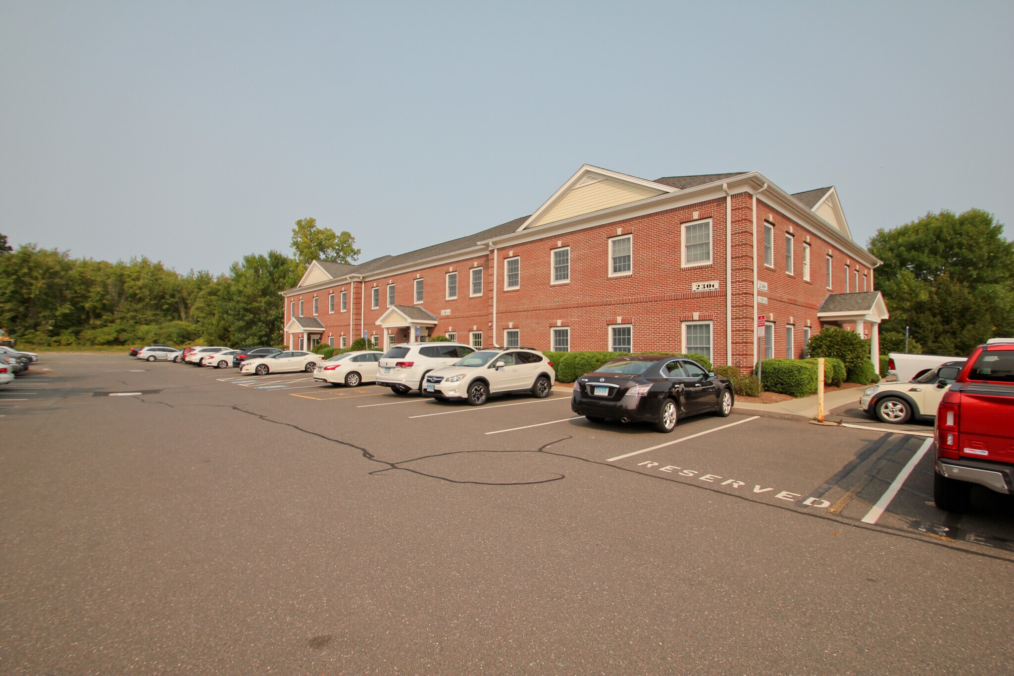230 Mountain Rd, Suffield, CT 06078 Office for Lease