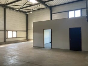 Flex in Dieudonné for lease Interior Photo- Image 2 of 3