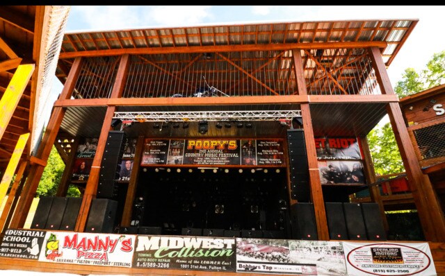 1030 Viaduct Rd Savanna Il 61074 Loopnet Com