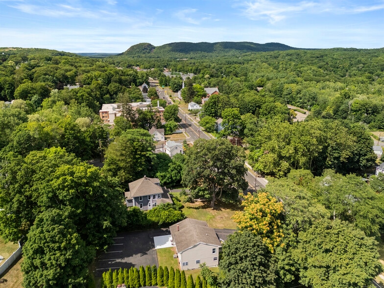 2764 Whitney Ave, Hamden, CT for sale - Building Photo - Image 2 of 30