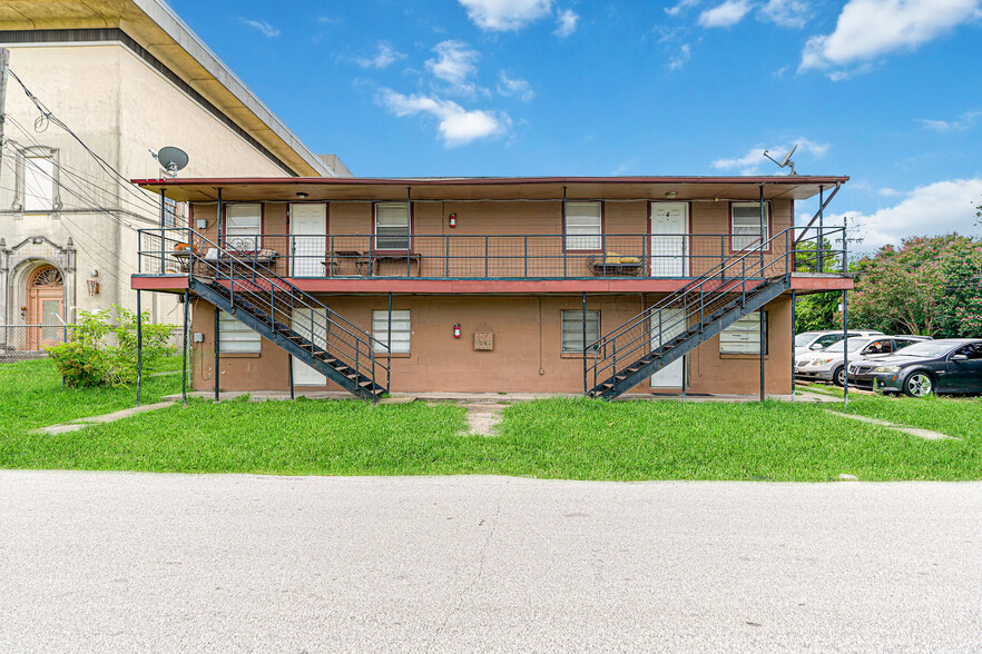 504 Crown St, Houston, TX for sale - Building Photo - Image 2 of 11