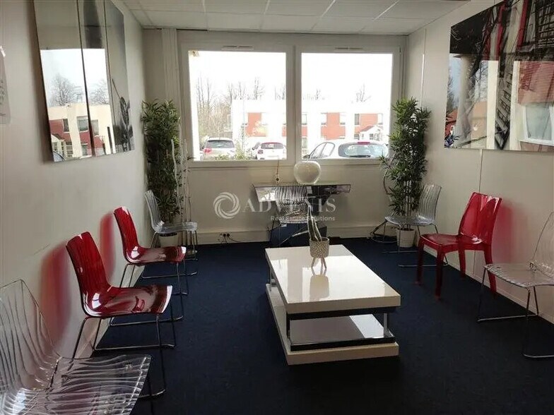 Office in Vendôme for sale - Interior Photo - Image 3 of 5