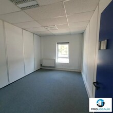 Office in Meylan for lease Interior Photo- Image 2 of 7