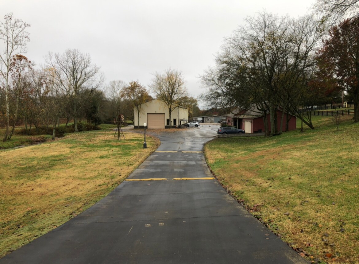 863 Beechcroft Rd, Spring Hill, TN 37174