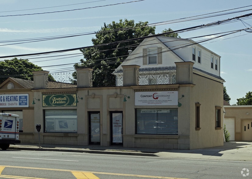 306 Jericho Tpke, New Hyde Park, NY for sale - Primary Photo - Image 1 of 1