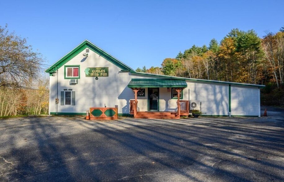 16 Holland Rd, Wales, MA for sale - Primary Photo - Image 1 of 1