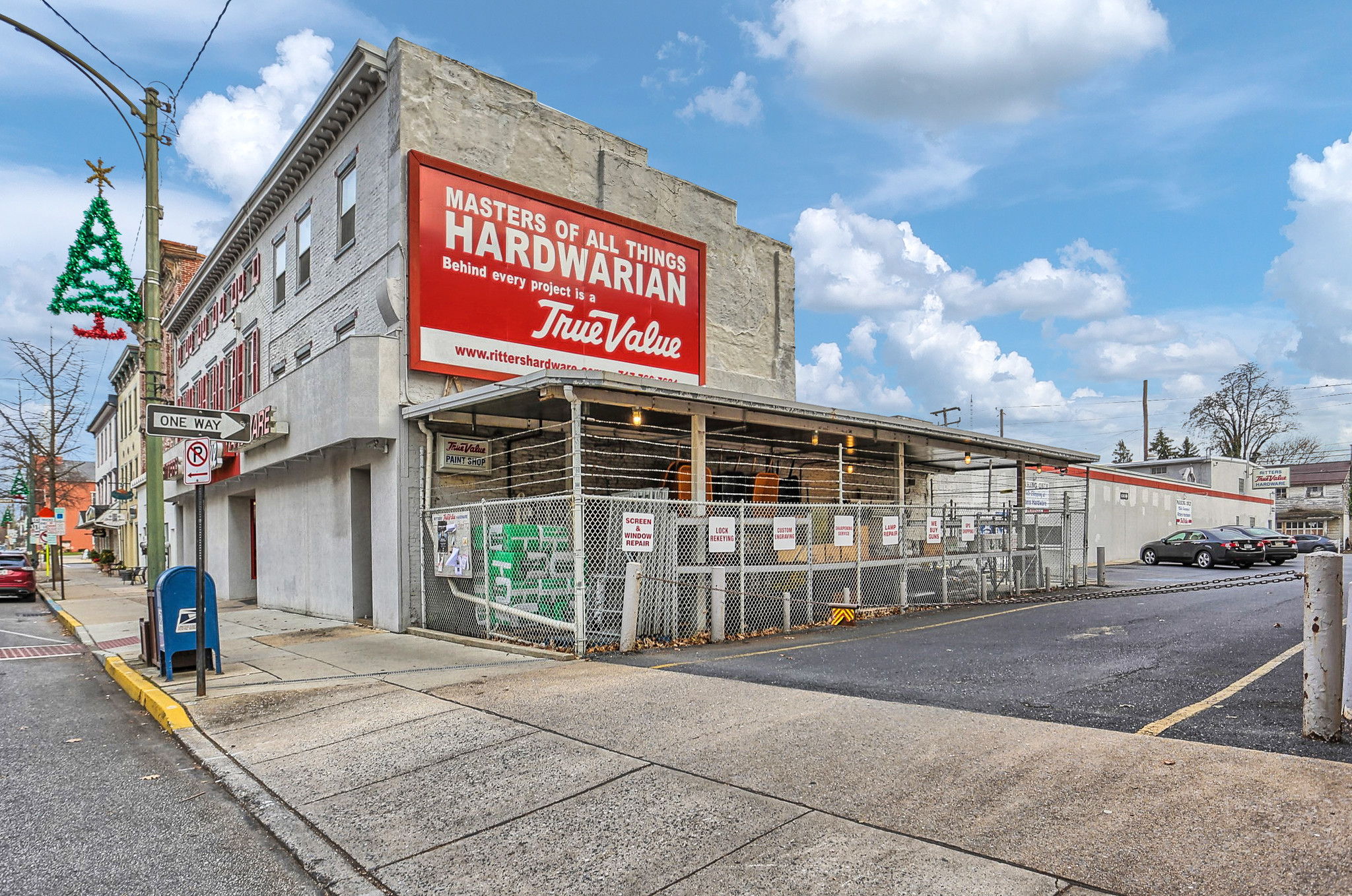 23-29 W Main St, Mechanicsburg, PA for sale Primary Photo- Image 1 of 1