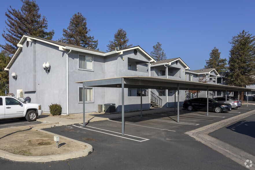 1164-1576 Olive Ave, Livingston, CA for sale - Primary Photo - Image 1 of 1