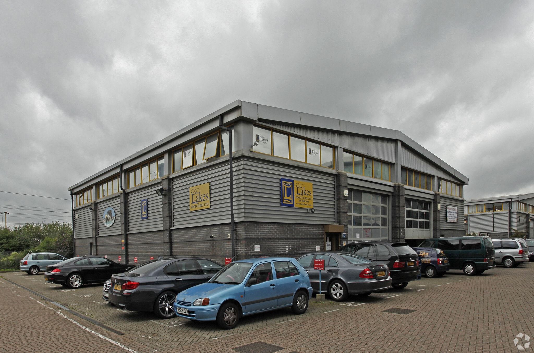 Scrubs Ln, London for sale Primary Photo- Image 1 of 1