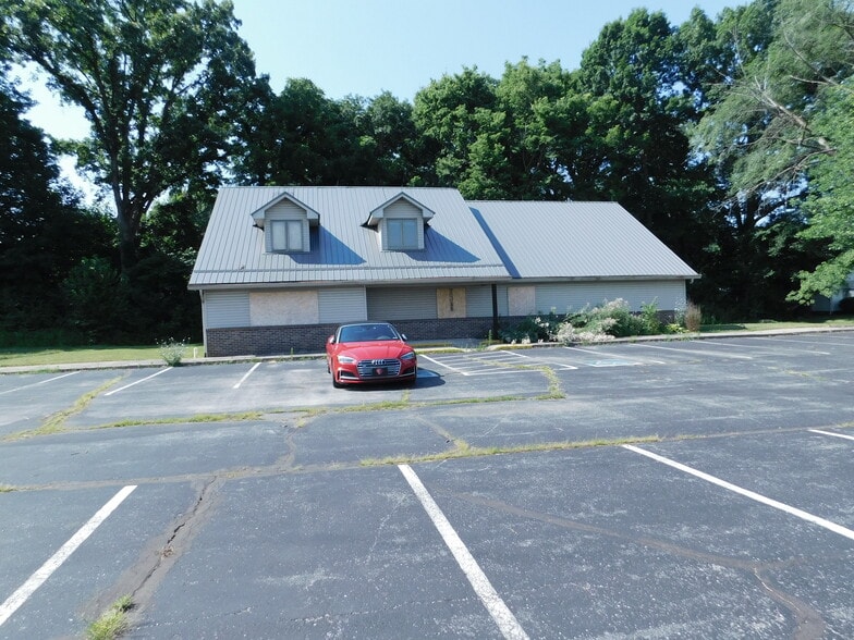 3819 Kentucky Ave, Indianapolis, IN for sale - Building Photo - Image 2 of 17