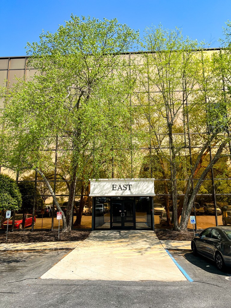 33 Villa Rd, Greenville, SC 29615 Piedmont Center