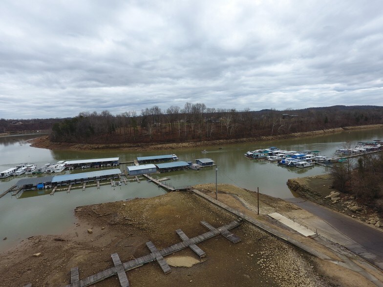 14008 Peonia Rd, Clarkson, KY for sale - Primary Photo - Image 1 of 1