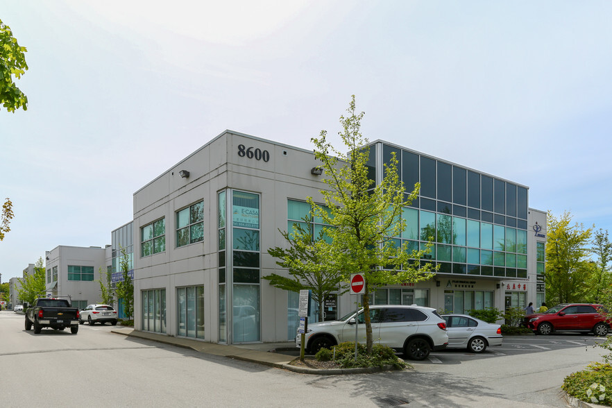 8600 Cambie Rd, Richmond, BC for lease - Building Photo - Image 2 of 7