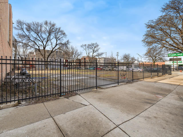 4157 W Armitage Ave, Chicago, IL for sale - Building Photo - Image 2 of 10