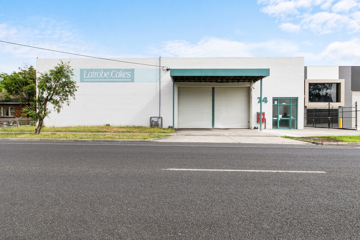74-76 Waterloo Rd, Moe for lease Building Photo- Image 1 of 10