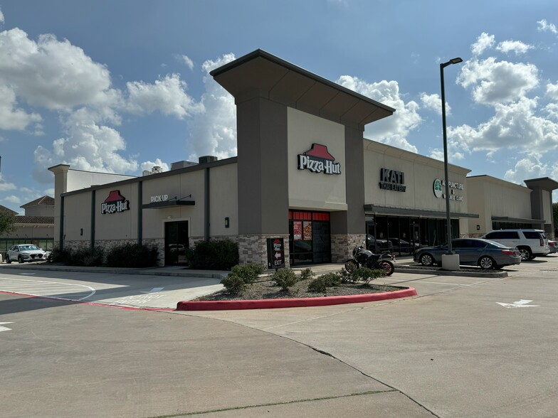 8102-9825 S Mason Rd, Richmond, TX for lease - Building Photo - Image 2 of 5