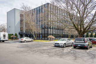 More details for 40 Quaker Ln, Warwick, RI - Office for Lease