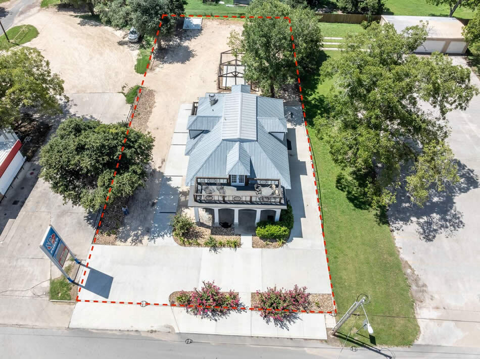 234 E Main St, Yorktown, TX for sale Primary Photo- Image 1 of 1