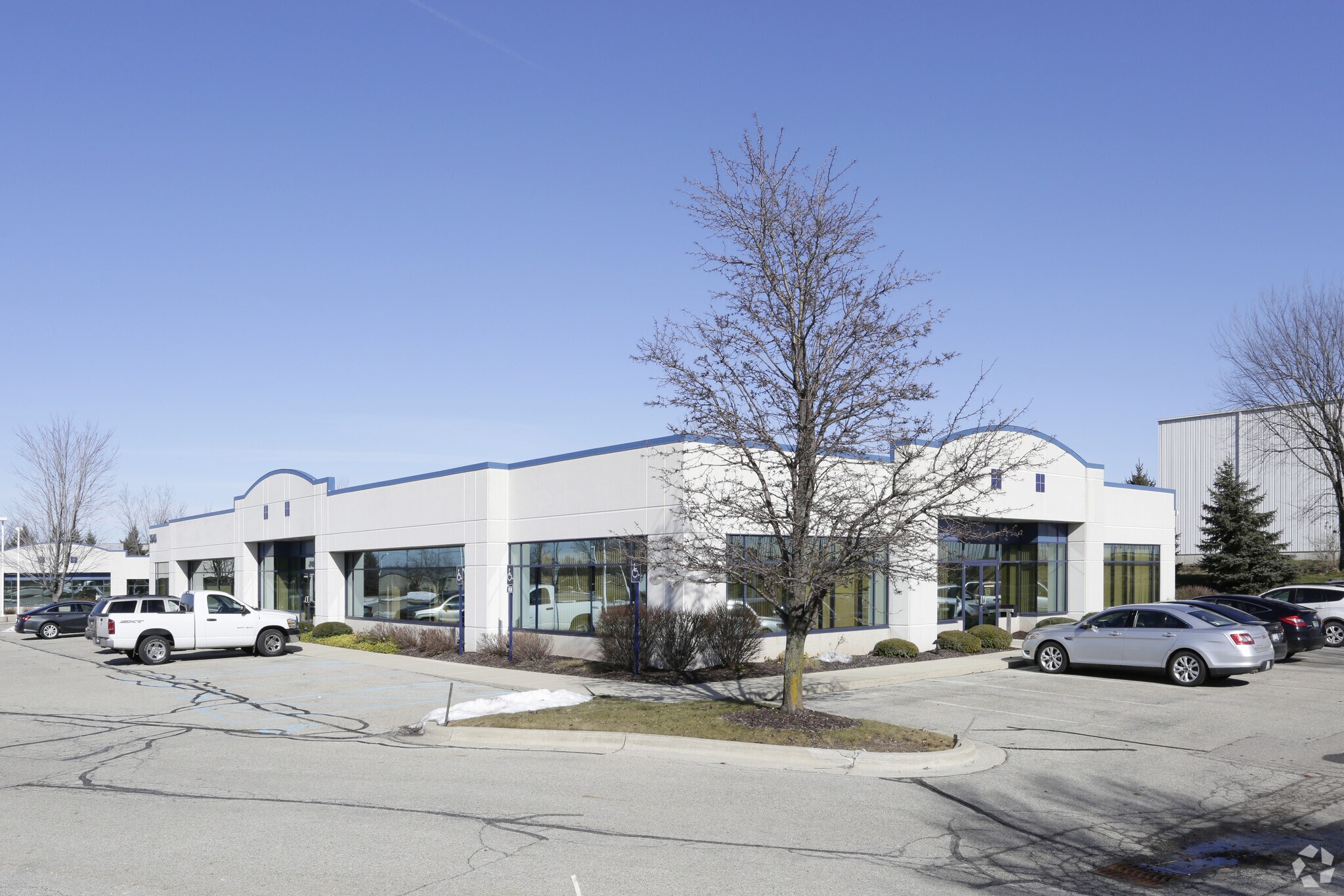 3940 Broadmoor Ave SE, Grand Rapids, MI for sale Primary Photo- Image 1 of 1