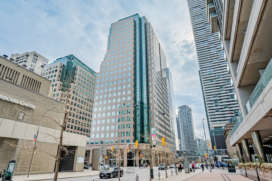 20 Bay St, Toronto, ON for lease - Building Photo - Image 1 of 6
